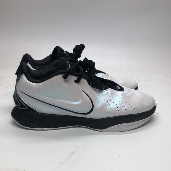 Mens LebronXXI White/Black HF5841-100 USED Worn Once Sz10 - Picture 2 of 11
